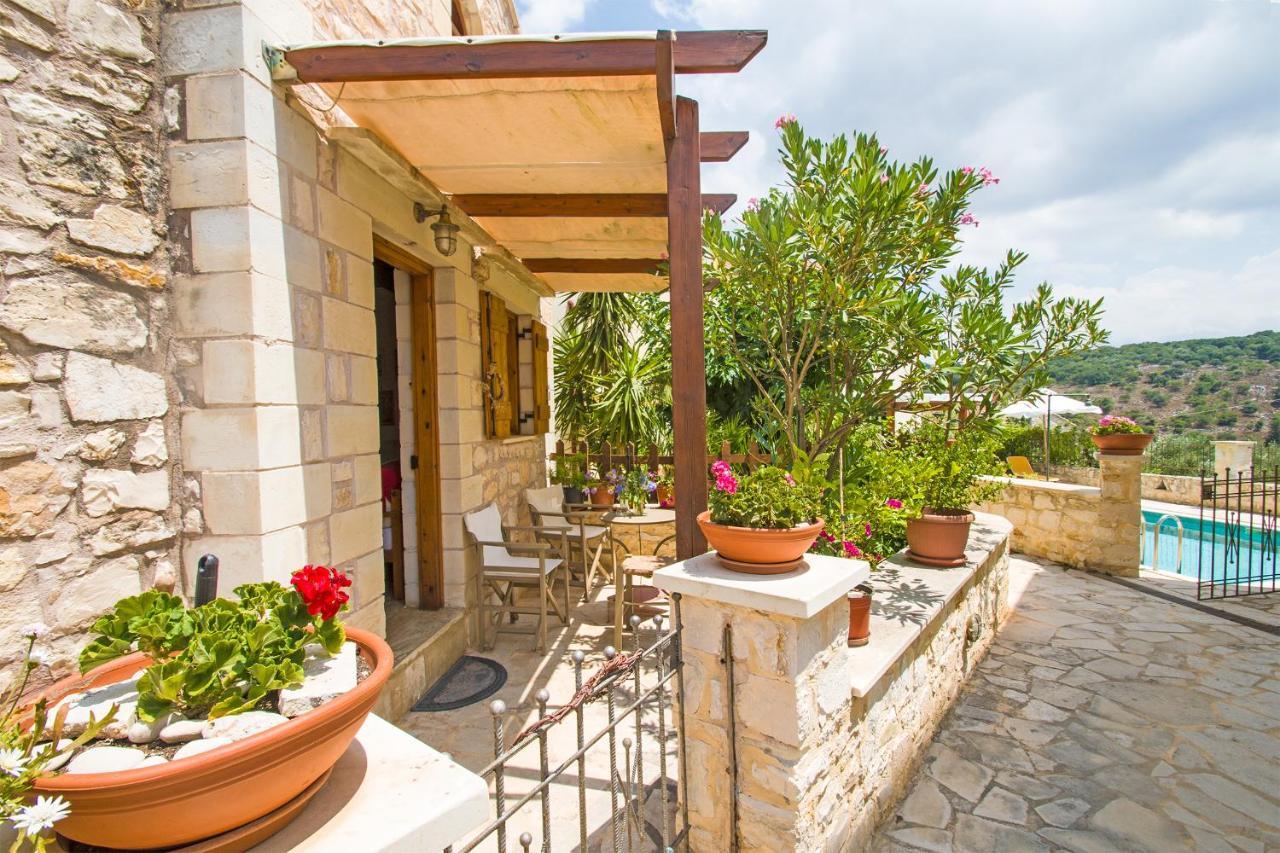 Helianthos Villas Douliana エクステリア 写真