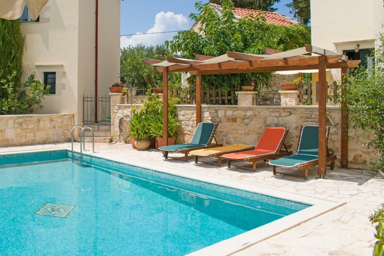 Helianthos Villas Douliana エクステリア 写真